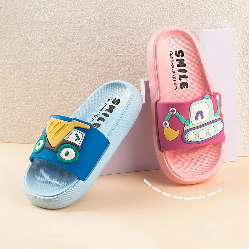WEGE wege wege.ae wege.store shop e-commerce store online shopping UAE clothing store in UAE fashion sale today متجر اونلاين للتسوق للألبسة ويجي متجر ويجي ويجي امارات slippers kids