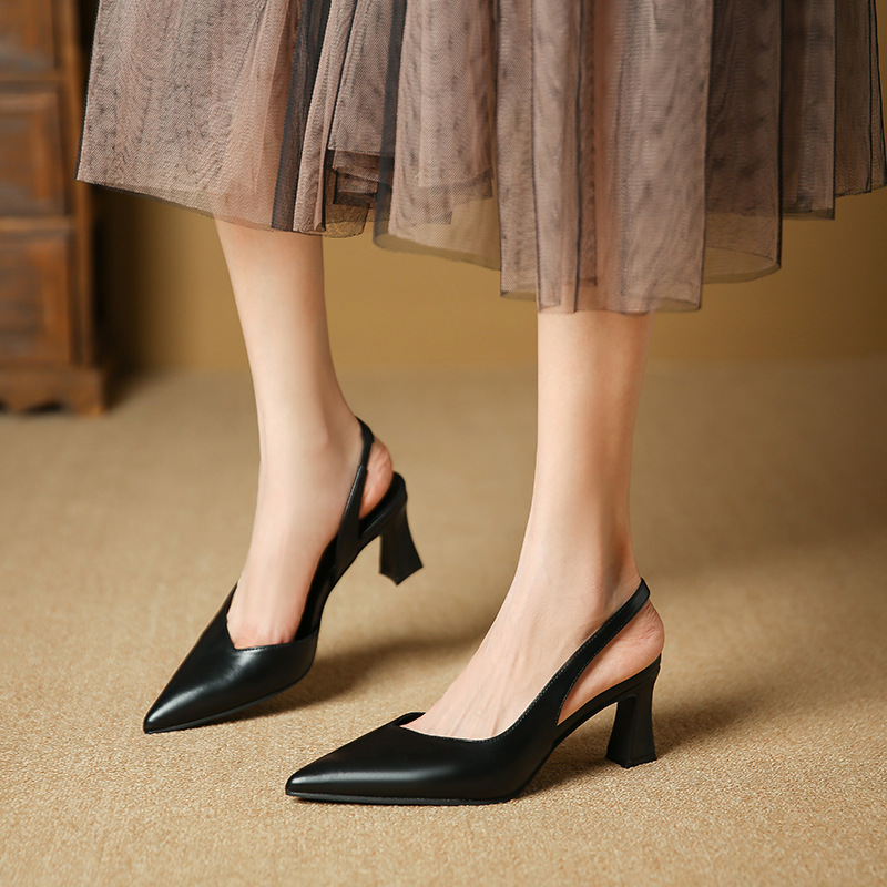 WEGE wege wege.ae wege.store shop e-commerce store online shopping UAE clothing store in UAE fashion sale today متجر اونلاين للتسوق للألبسة ويجي متجر ويجي ويجي امارات formal shoes