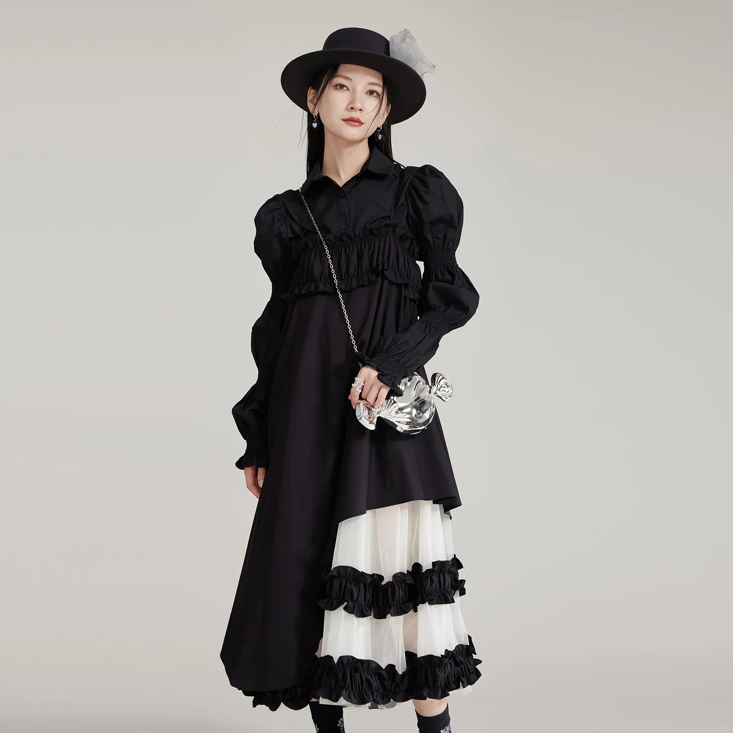 WEGE wege wege.ae wege.store shop e-commerce store online shopping UAE clothing store in UAE fashion sale today متجر اونلاين للتسوق للألبسة ويجي متجر ويجي ويجي امارات crazy dress